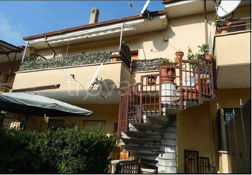 Appartamento in vendita a Marcellina corso Vittorio Emanuele, 146/a