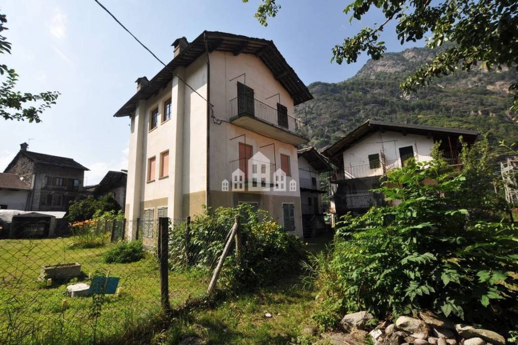 Casa Indipendente in vendita a Locana frazione Praie