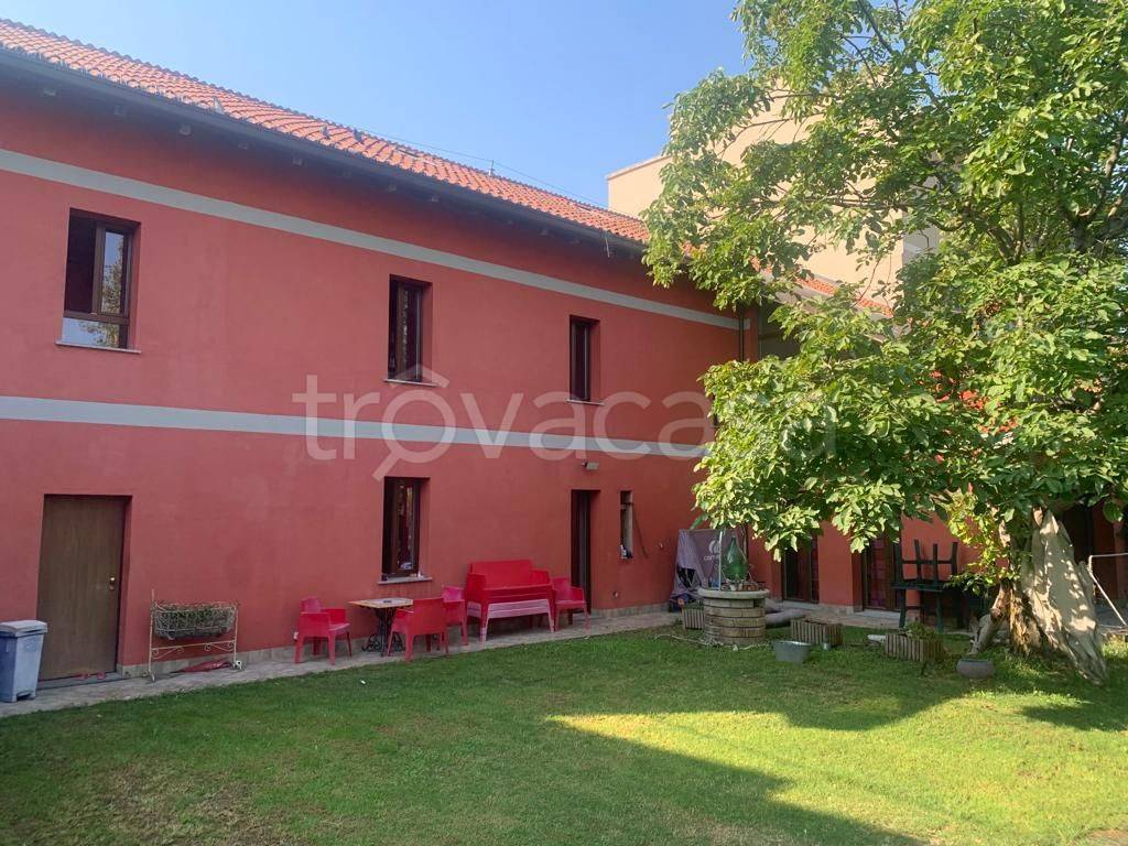 Villa in in vendita da privato a Bascapè via Michele Sacchelli, 43