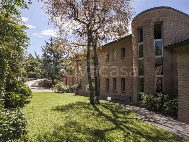 Villa in vendita ad Alzano Lombardo via monte lungo