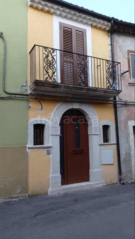 Casa Indipendente in in vendita da privato a San Giuliano del Sannio via Carlo d'Angiò, 3