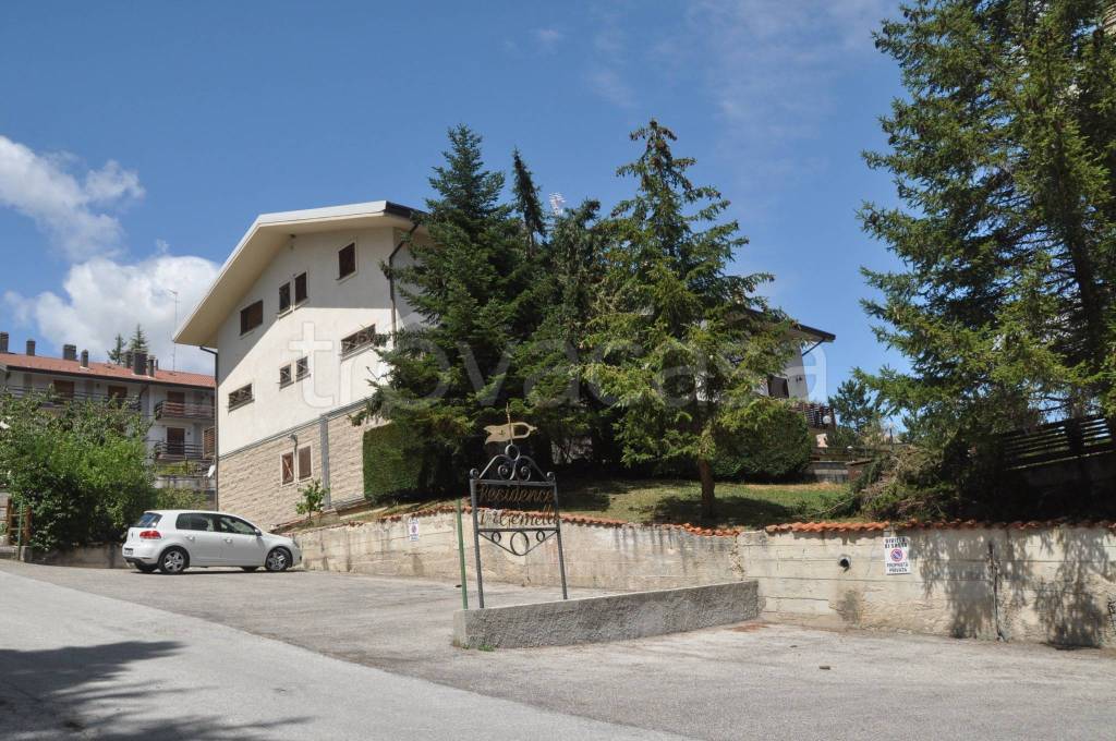 Appartamento in vendita a Pescocostanzo via Liborio De Padova