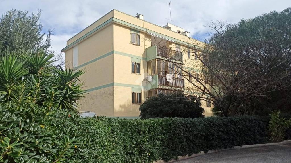 Appartamento in vendita a Mola di Bari via Alessandro Volta, 104