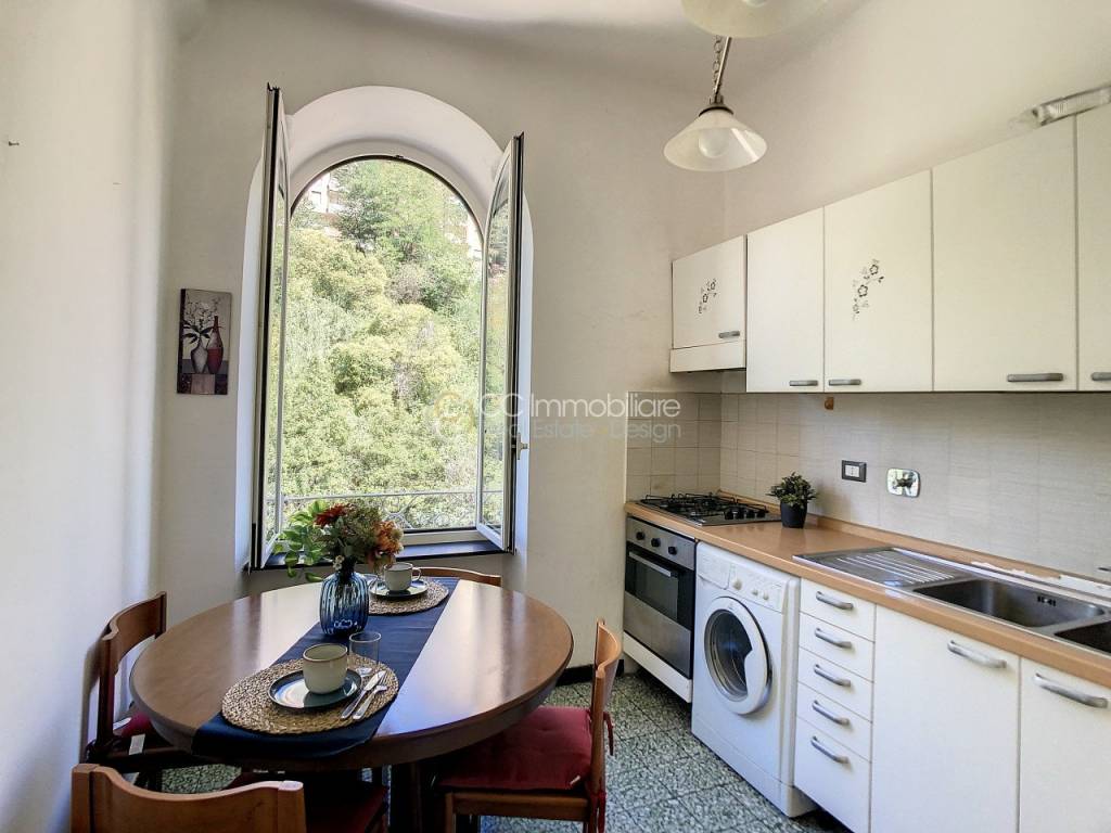 Appartamento in vendita a Genova via Fereggiano 97