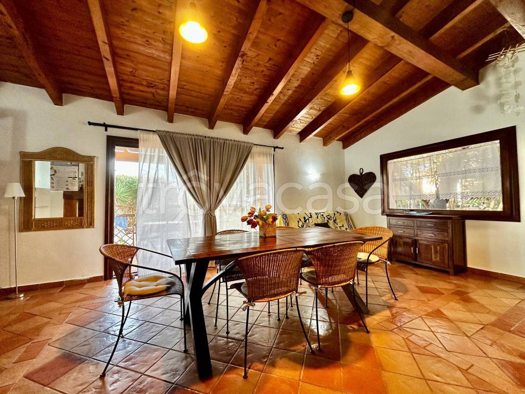 Villa in vendita a Stintino via Sulcis