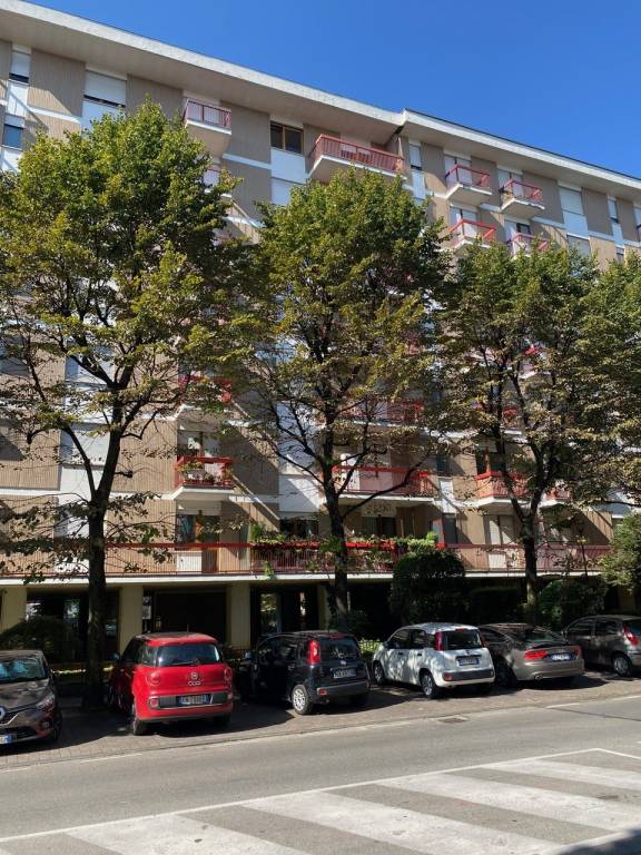 Appartamento in vendita a Grugliasco viale Bruno Radich, 32