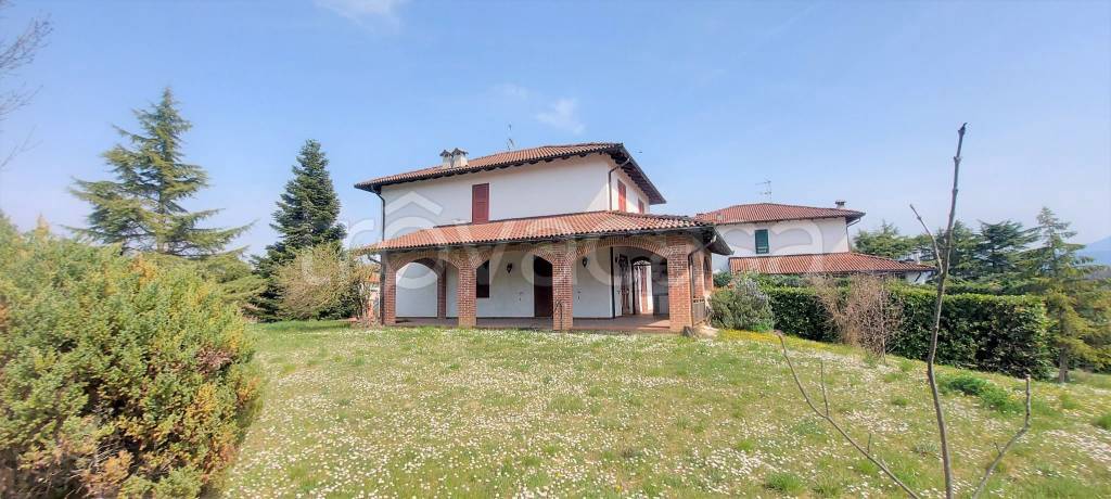 Villa in vendita a Tagliolo Monferrato frazione Gambina