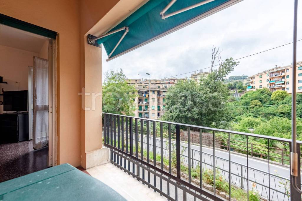 Appartamento in vendita a Genova via Finale