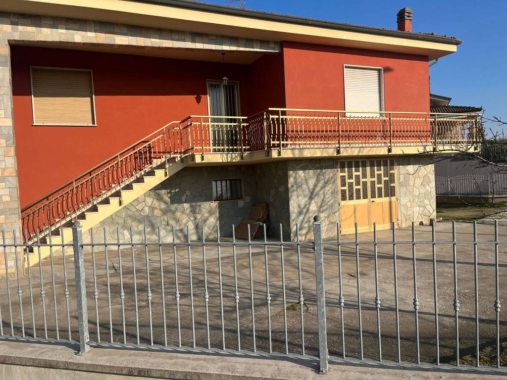 Villa in vendita a Moretta via Scarnafigi, 19