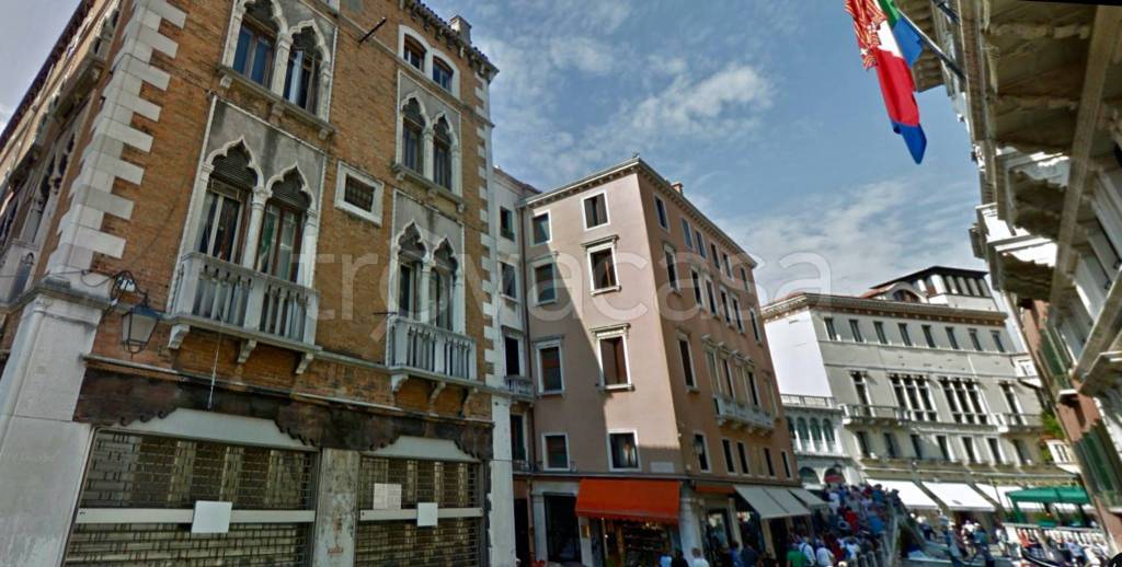 Negozio in vendita a Venezia fondamenta Orseolo