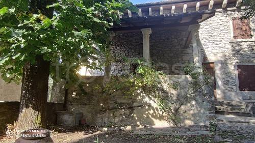Villa Bifamiliare in vendita a Fanano via p. Pellegrini