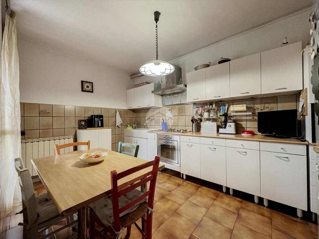 Appartamento in vendita a Santo Stefano Ticino via a. Volta, 11