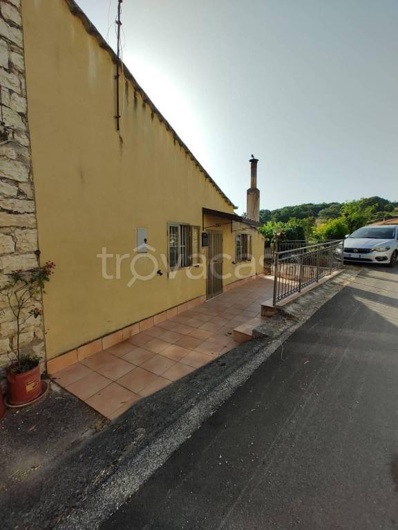 Casale in in vendita da privato a Castropignano via Federico Giordano, 69