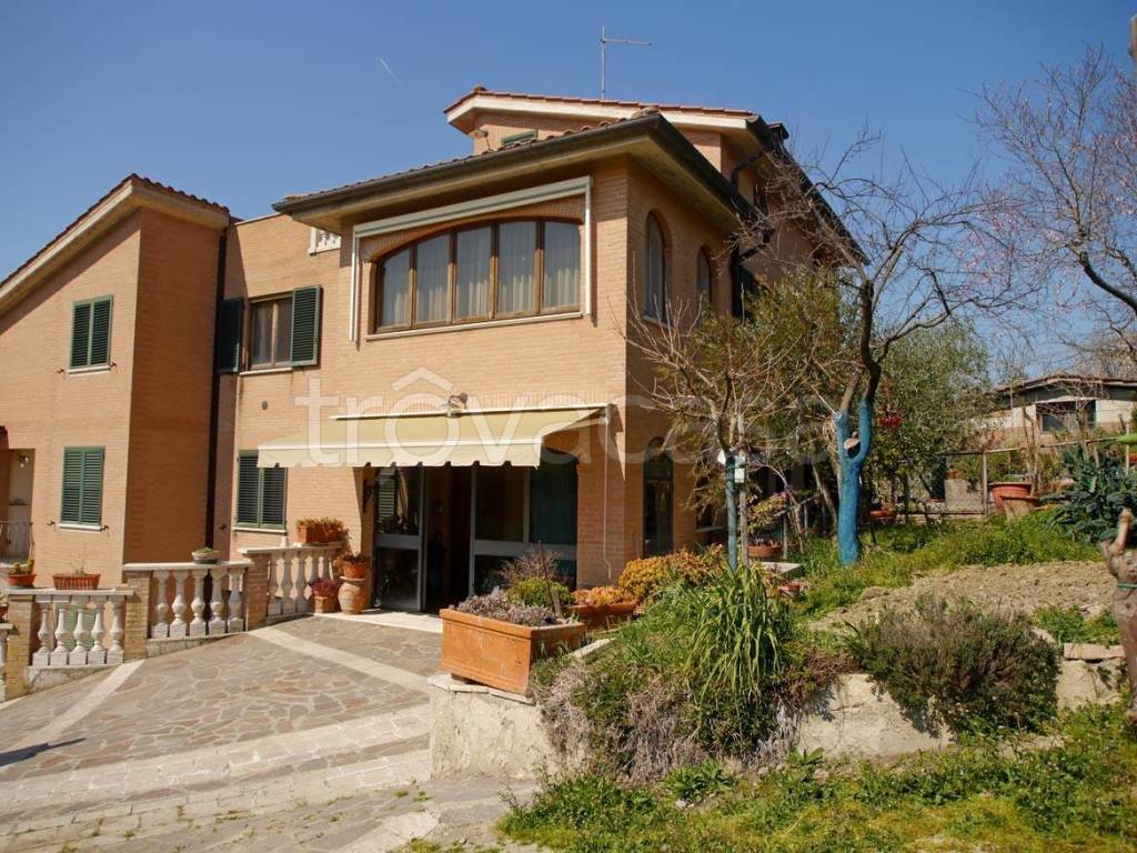 Villa in vendita a Castelnuovo Berardenga localita castelnuovo scalo