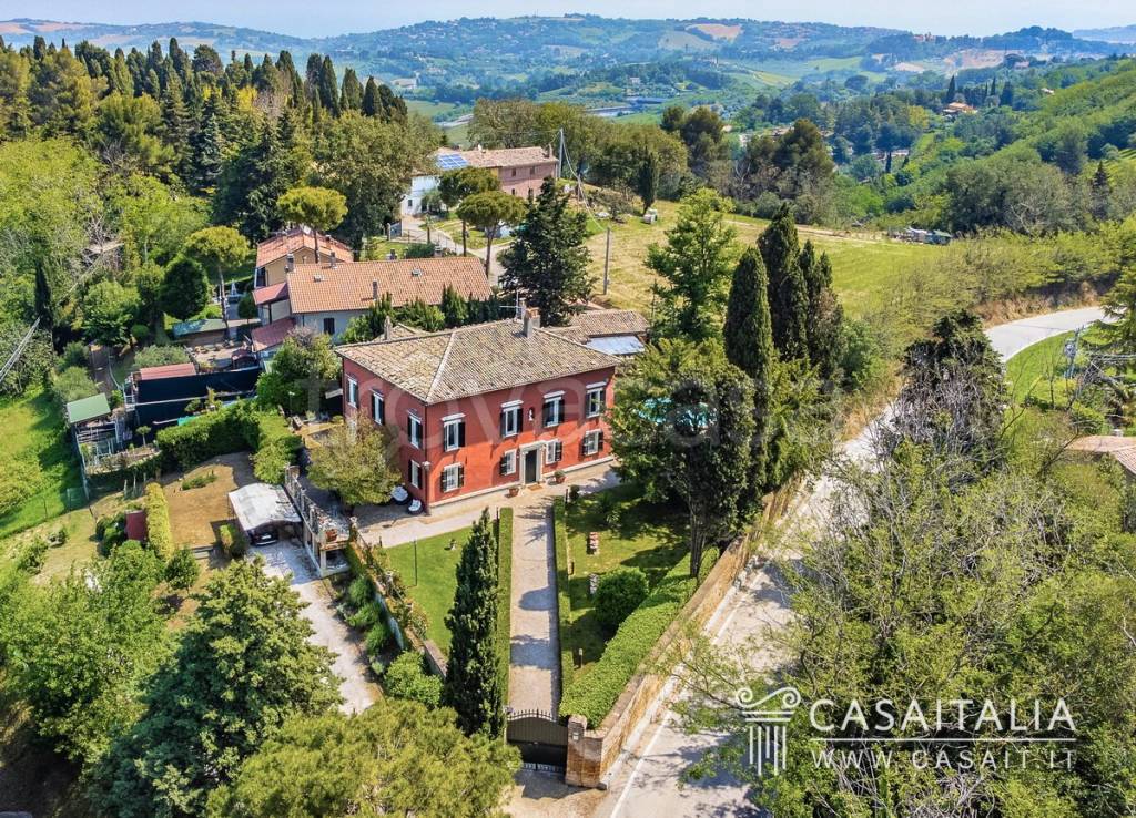 Villa in vendita a Pesaro strada di Valle Tresole, 34