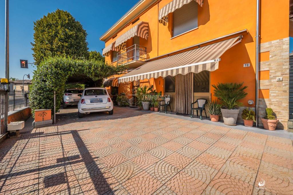 Villa Bifamiliare in vendita a Fontevivo strada Provinciale Busseto