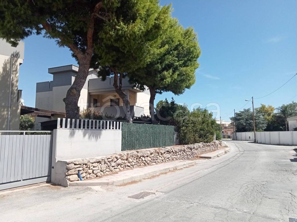 Villa in vendita a Taranto via Girasoli, 36