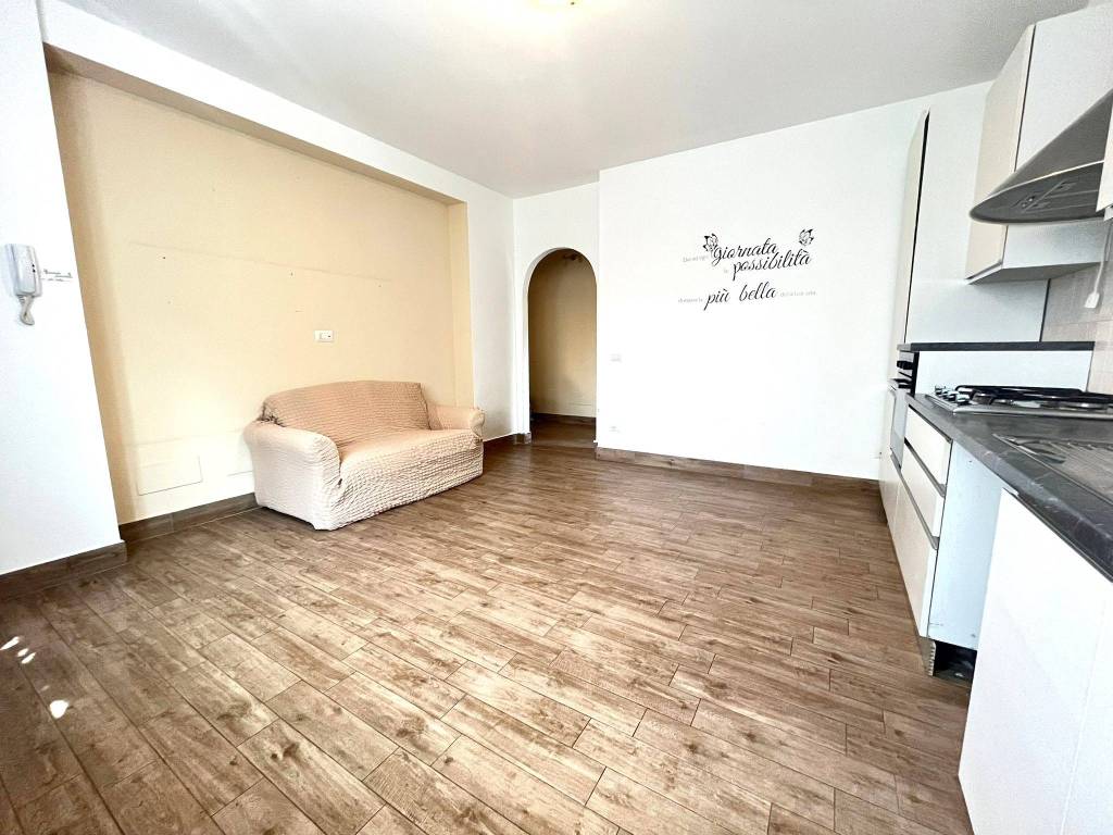 Appartamento in vendita a Monterotondo via Monti Sabini, 00