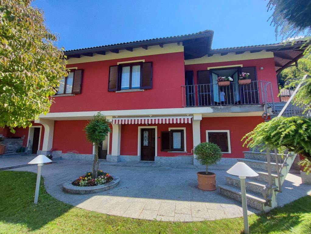 Casa Indipendente in vendita a Beura-Cardezza via Grivoni