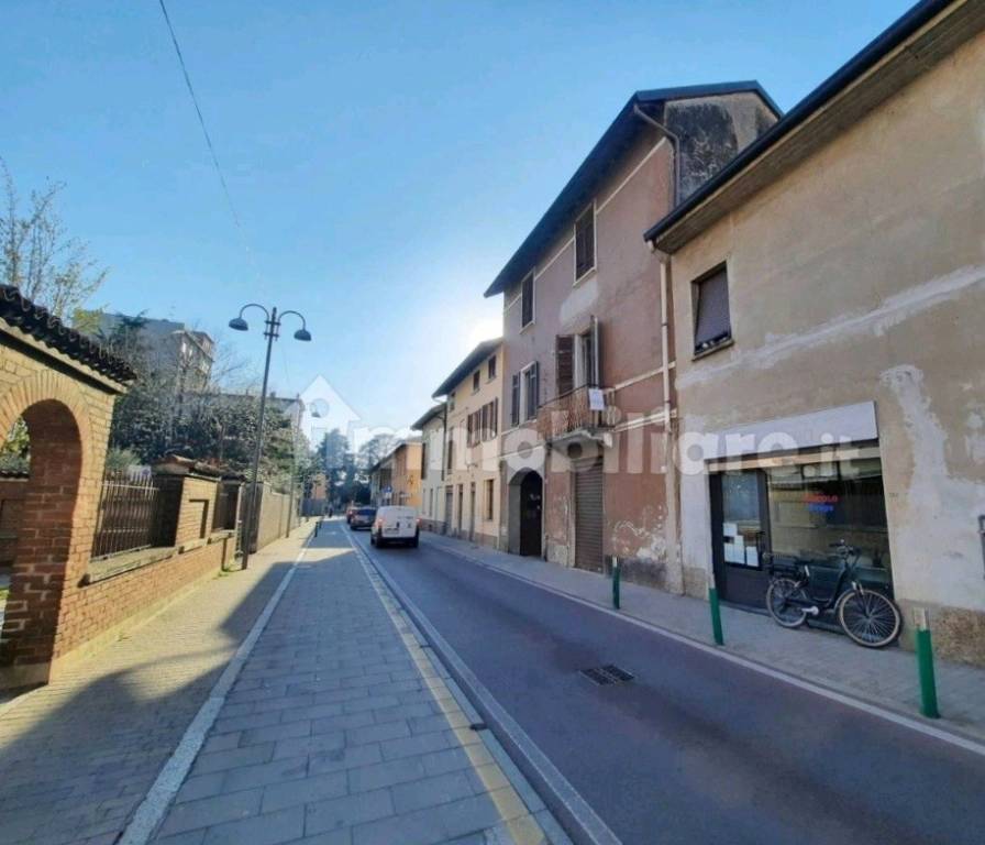 Casa Indipendente in vendita a San Giorgio su Legnano via Roma, 33