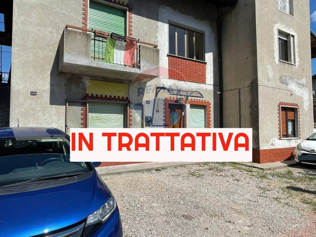 Appartamento in vendita a Bisuschio via Enrico Forlanini