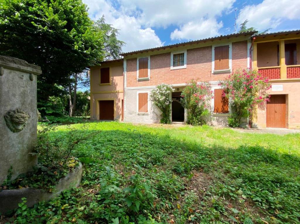 Casa Indipendente in vendita a Faenza via Fornace Sarna, 54