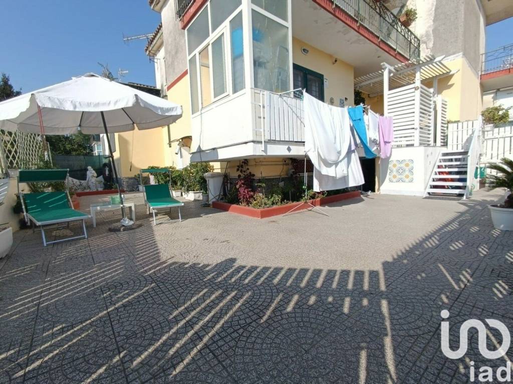 Appartamento in vendita a Giugliano in Campania via Staffetta, 54/4