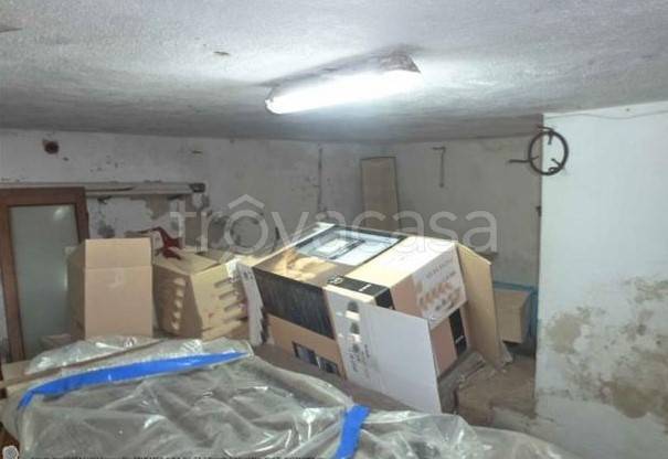 Garage in vendita a Taurisano via Salvo d'Acquisto, 21