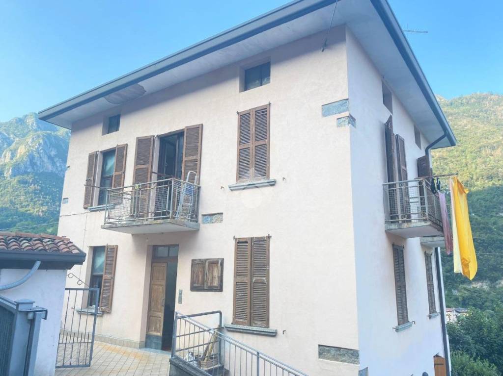 Appartamento in vendita ad Angolo Terme via Sermoline, 12