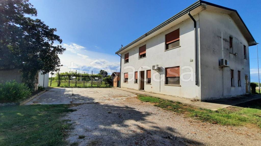 Villa in vendita a Crespino via San Cassiano, 100