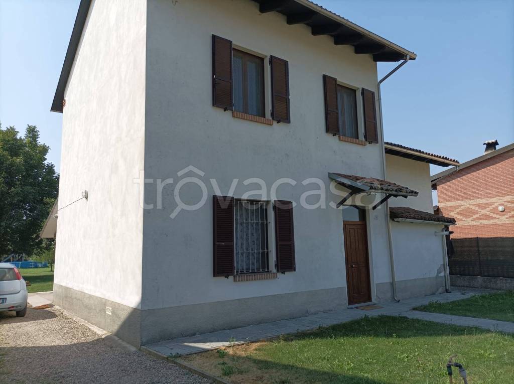 Villa in vendita ad Alessandria via Carella