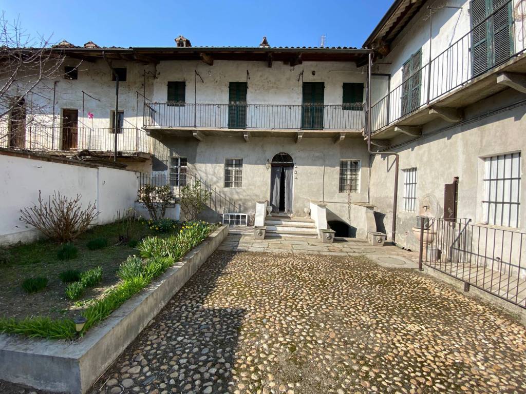 Villa in vendita a Casalgrasso via Alessandro Demorra, 2