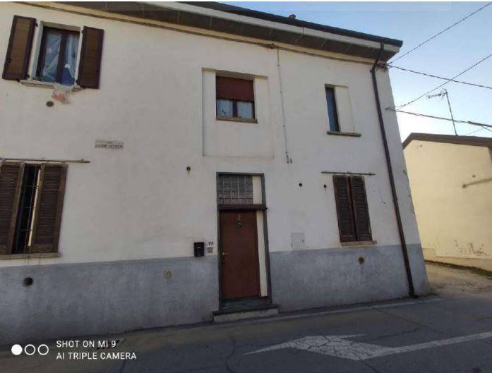 Casa Indipendente all'asta a Cabiate via Giacomo Matteotti, 73