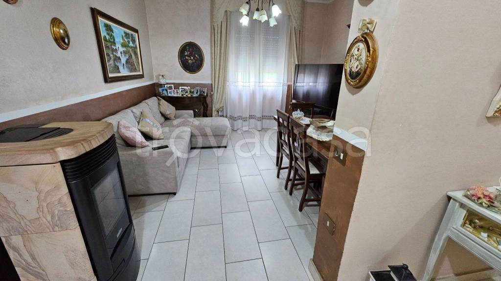 Appartamento in in vendita da privato a San Polo d'Enza via Fratelli Cervi, 8