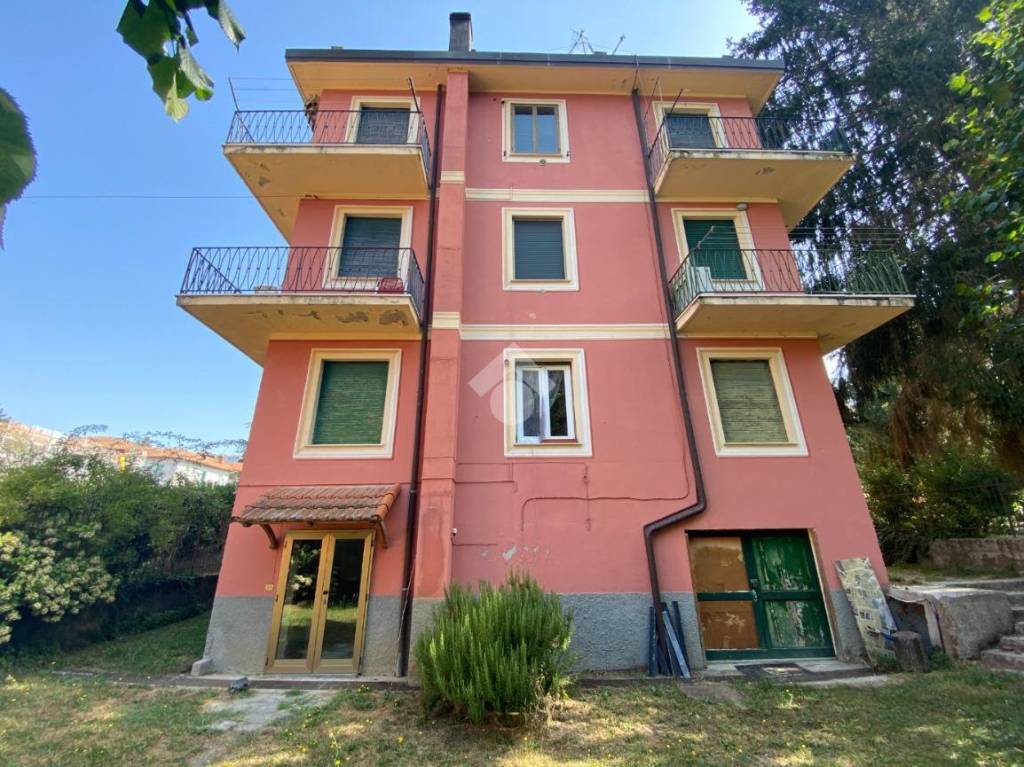 Appartamento in vendita a Casella piazza del Palazzo, 5