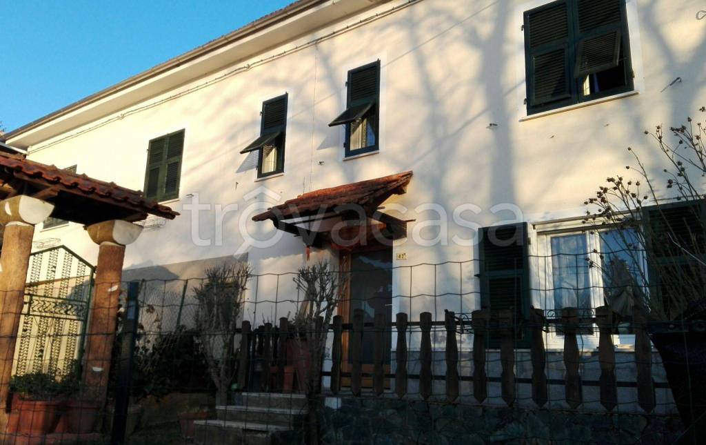 Villa a Schiera in in vendita da privato a Dego via Paolo Cappa