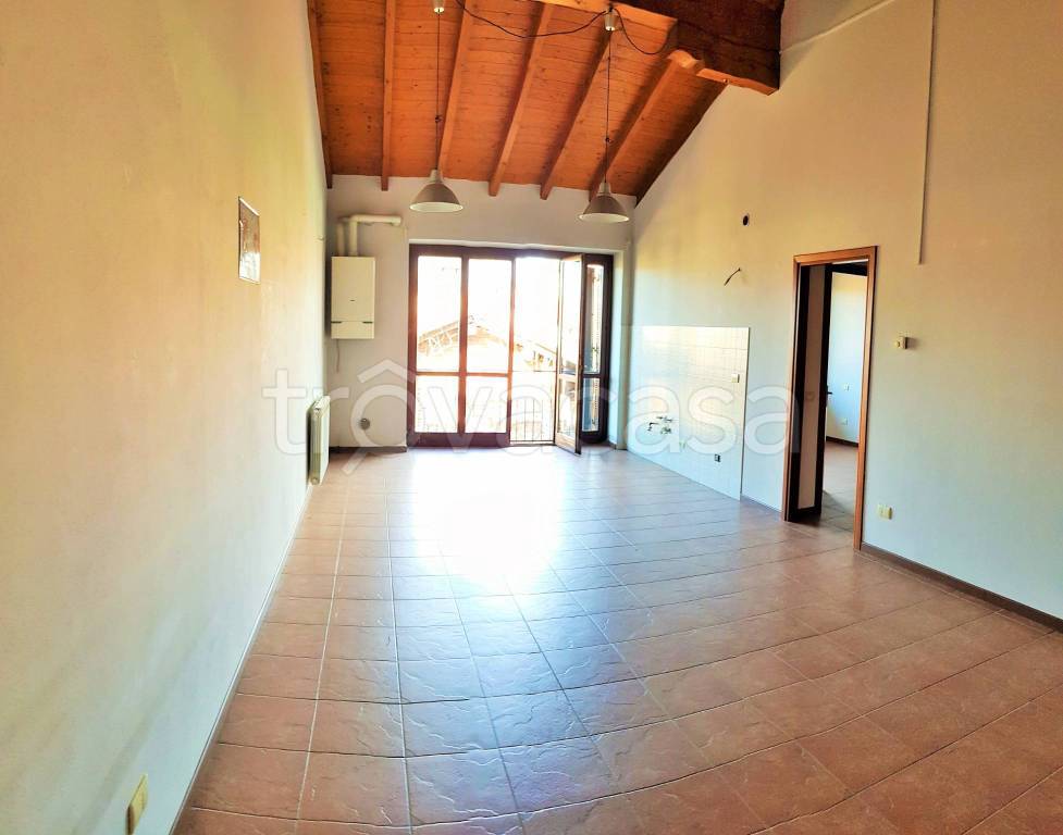Appartamento in vendita a Pombia via Giacomo Matteotti, 9