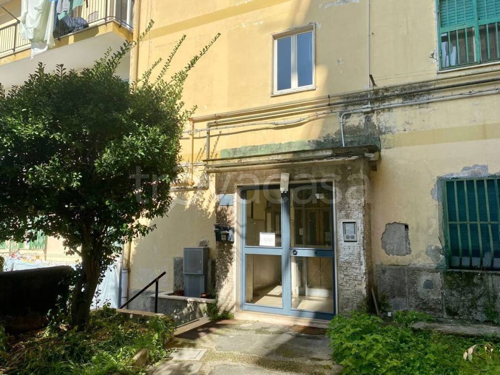 Appartamento in vendita a Napoli via Brigata Bologna