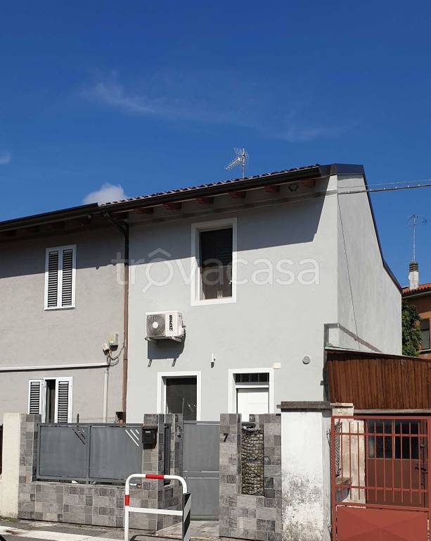 Villa in vendita a Monfalcone via Aris, 7