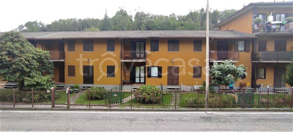 Villa a Schiera in vendita a Sant'Omobono Terme via alle Fonti