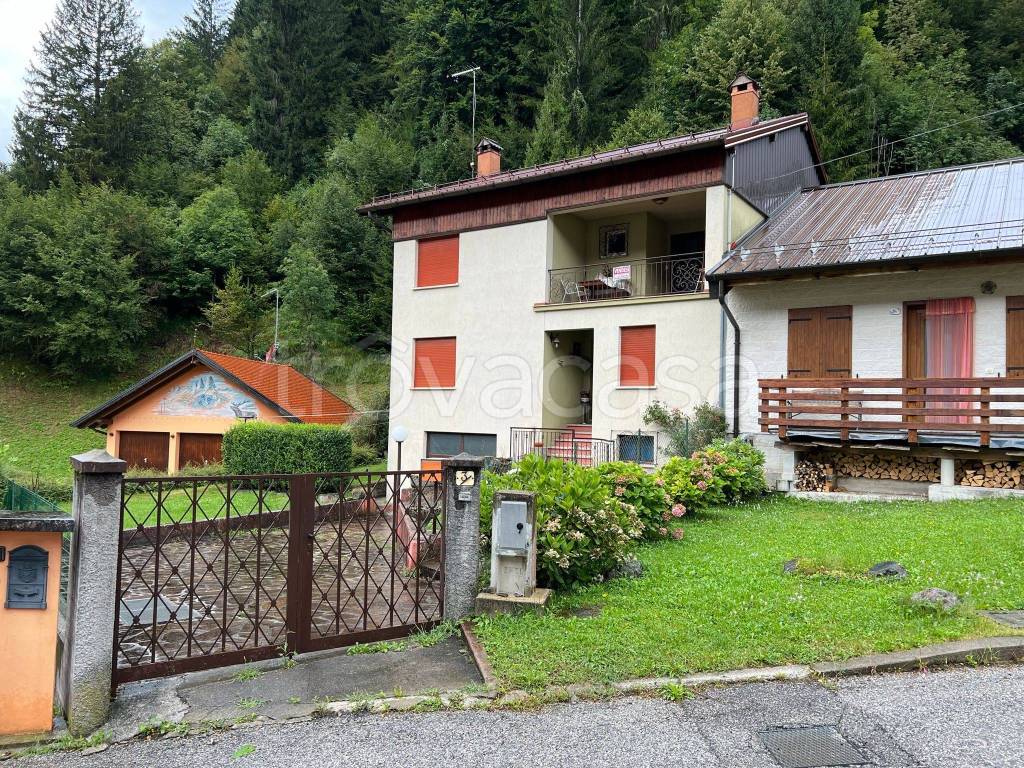 Villa in in vendita da privato a Treppo Ligosullo via 1 Maggio, 3