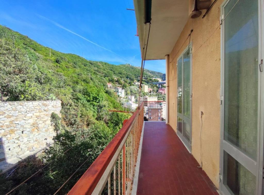 Appartamento in vendita a Genova via Giacomo Grasso, 10
