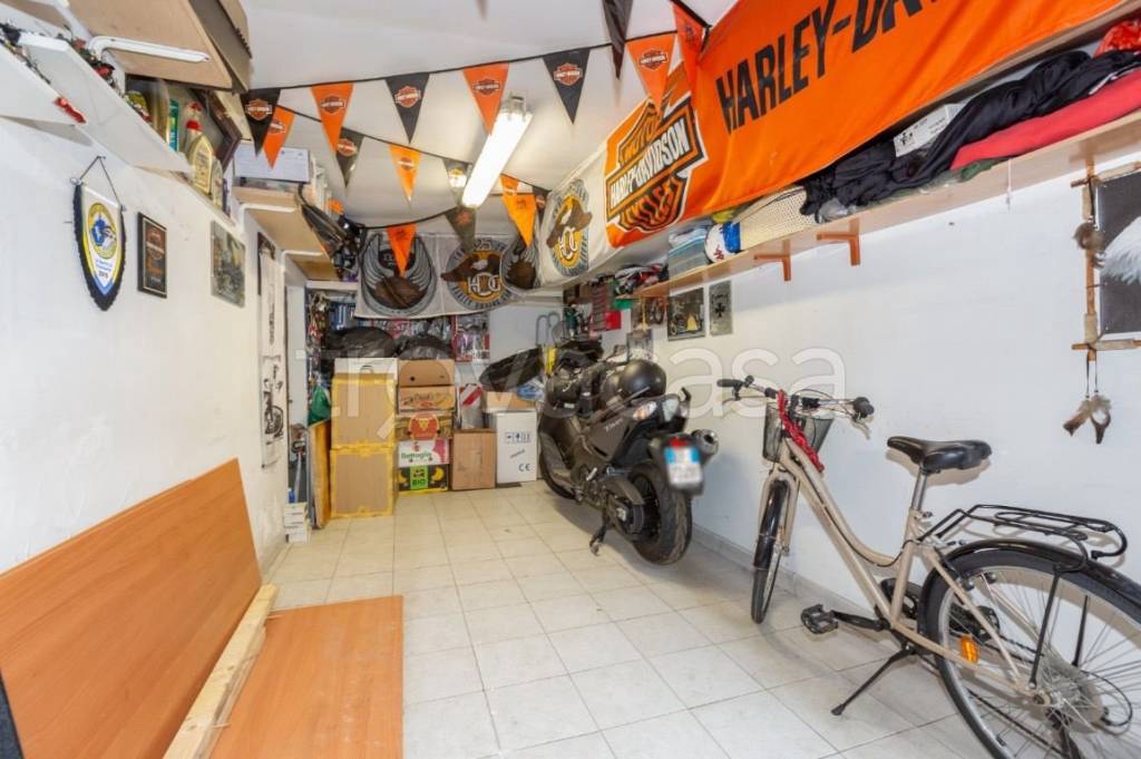 Garage in vendita a Torino corso Belgio, 26