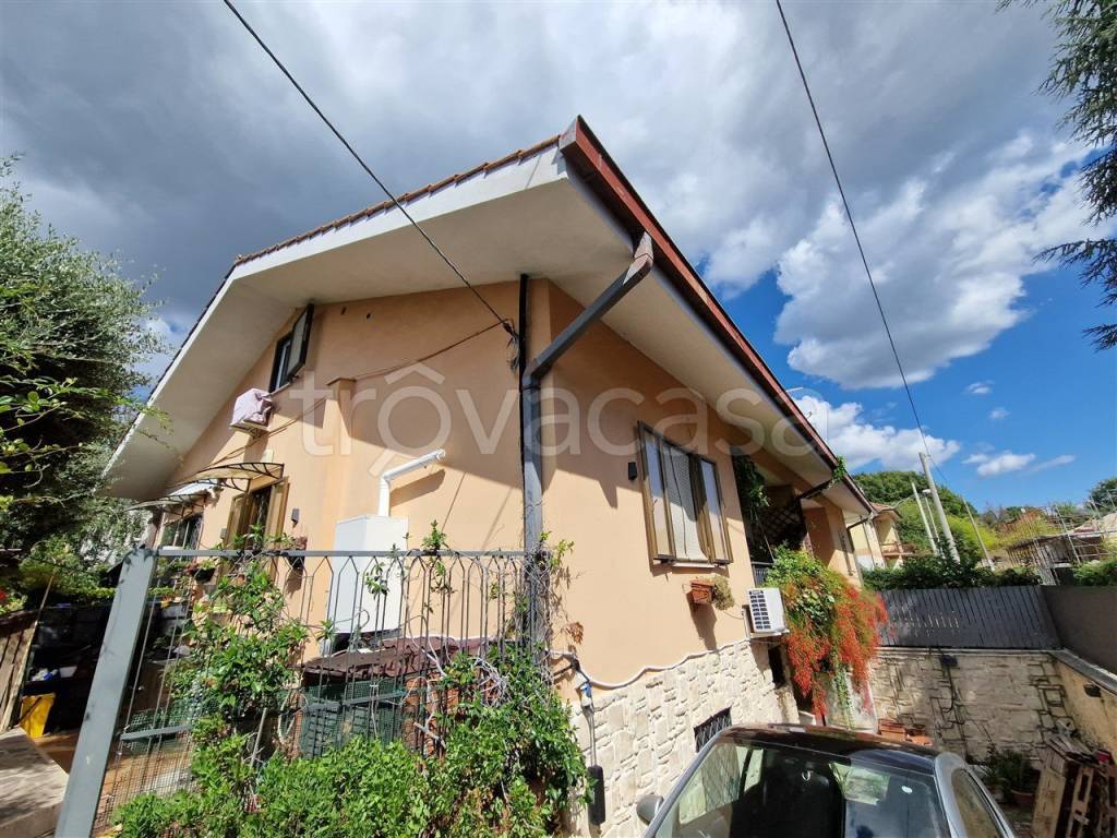 Villa Bifamiliare in vendita a Grottaferrata via Anagnina, 177A