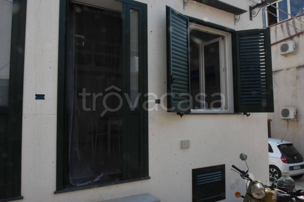 Appartamento in in affitto da privato a Ustica via San Giuseppe, 6