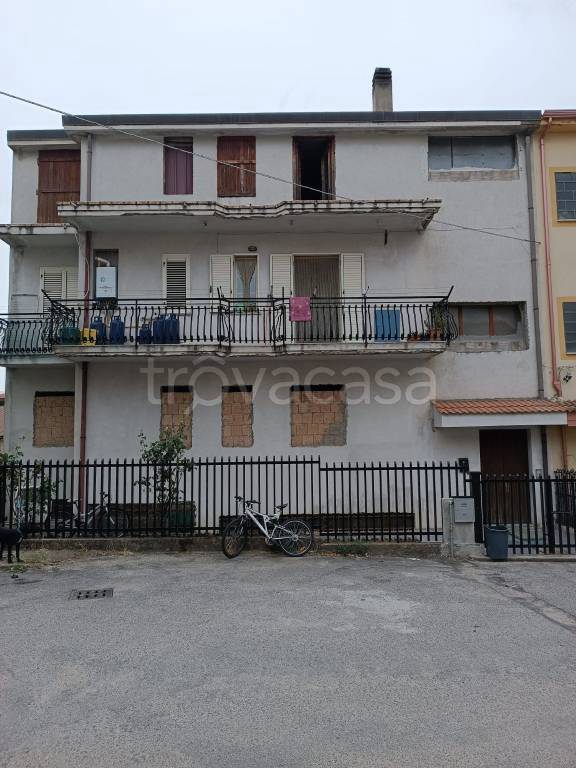 Villa Bifamiliare in in vendita da privato a Cotronei via Fragalà, 28