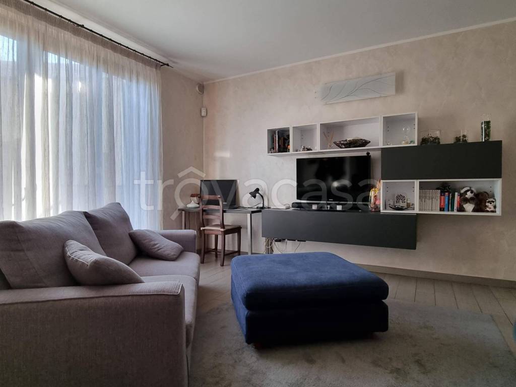 Appartamento in in vendita da privato a Bellinzago Lombardo via Mapelli