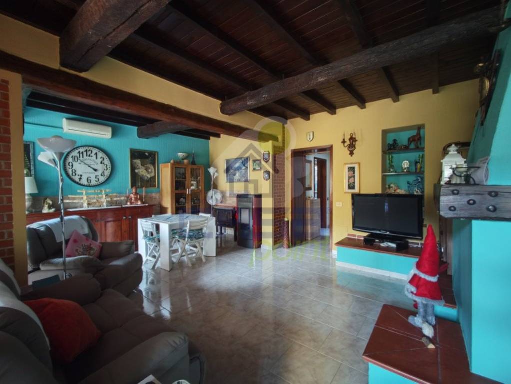 Casa Indipendente in vendita a Sospiro via mazzini