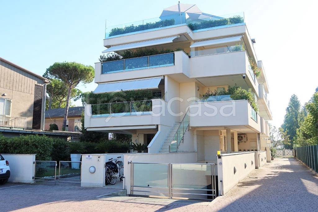 Appartamento in vendita a Cervia viale Italia