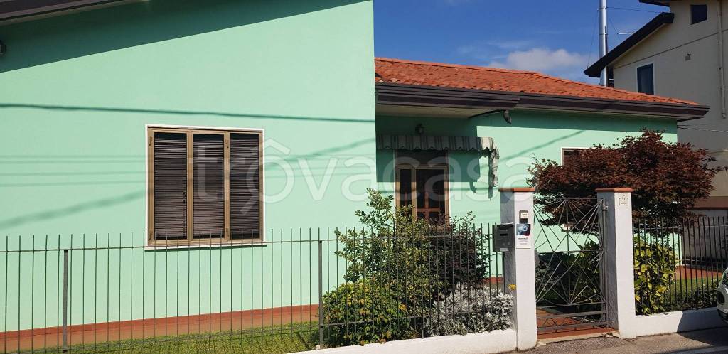 Villa in in vendita da privato a Martellago via Pier Fortunato Calvi, 6